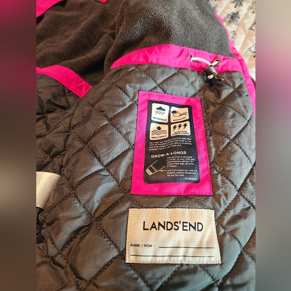 Lands End Squall Jacket in 14 Large - Picture 2 of 3